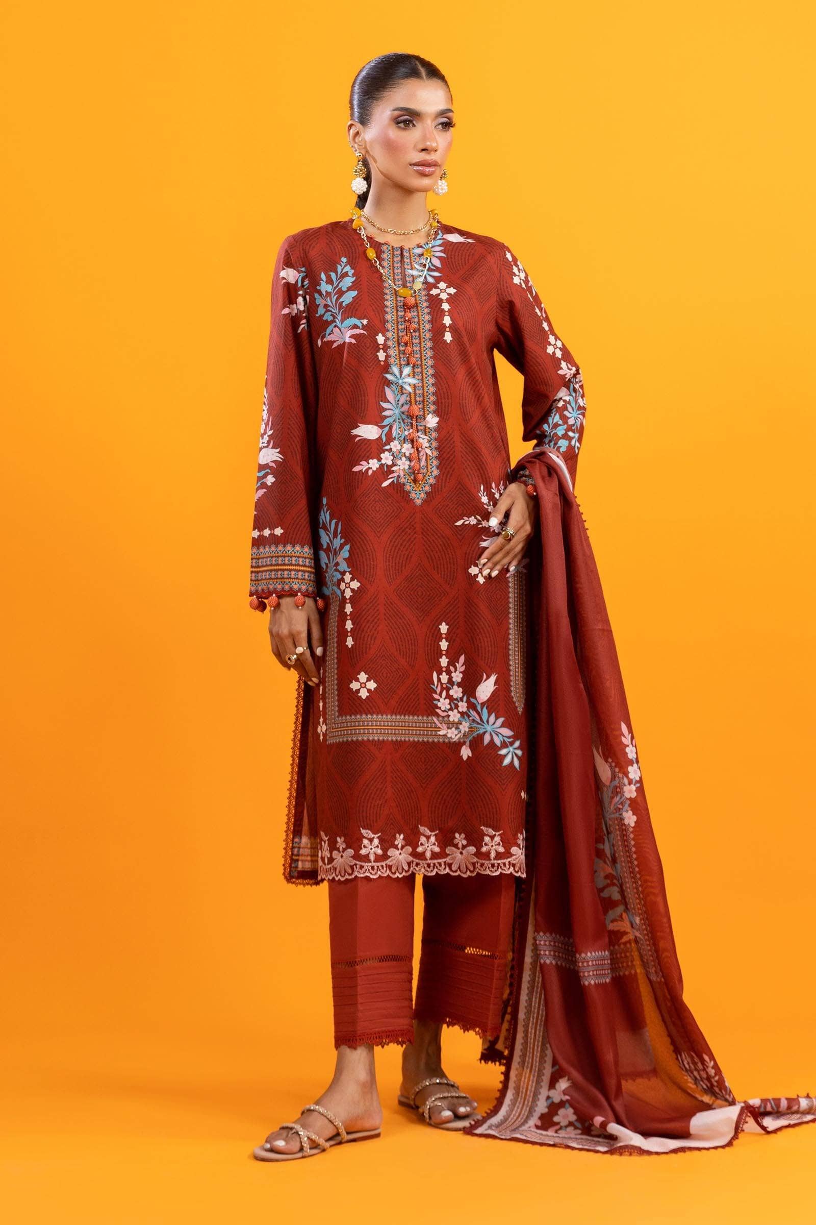 img_mahay_by_sana_safinaz_awwal_boutique