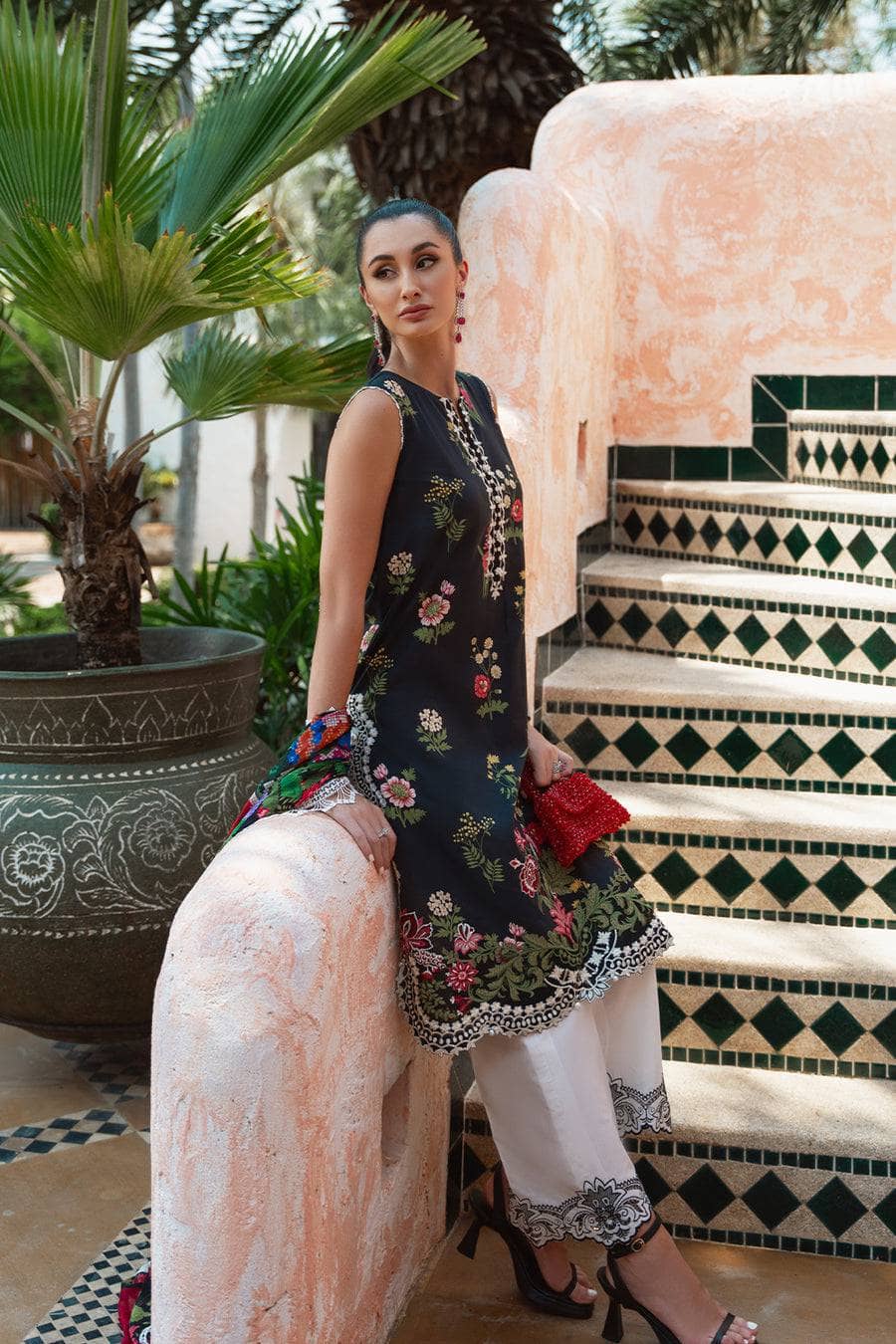 img_saira_rizwan_lawn_awwal_boutique