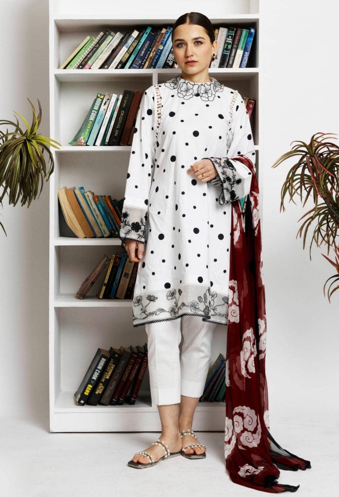 img_house_of_mist_24_awwal_boutique