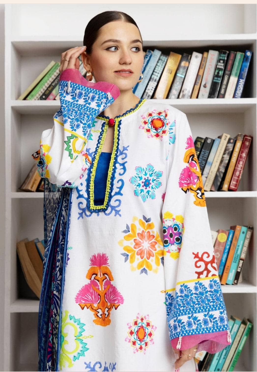 img_house_of_mist_24_awwal_boutique