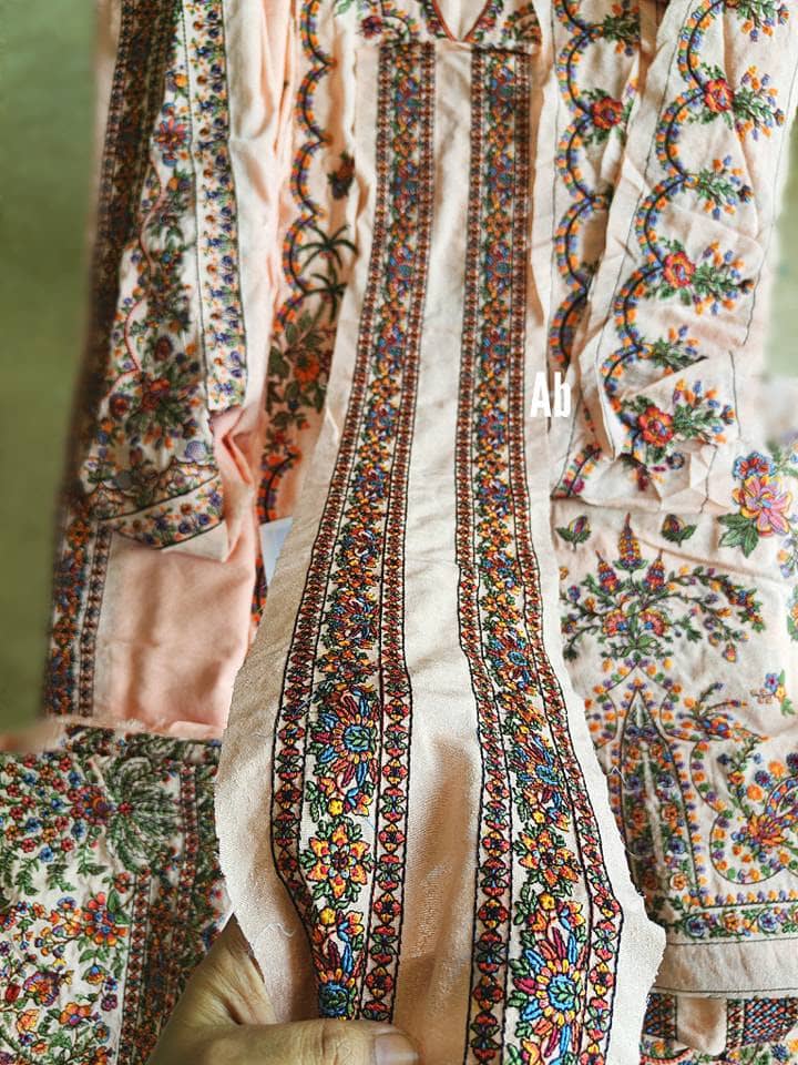 img_hussain_rehar_karandi_awwal_boutique