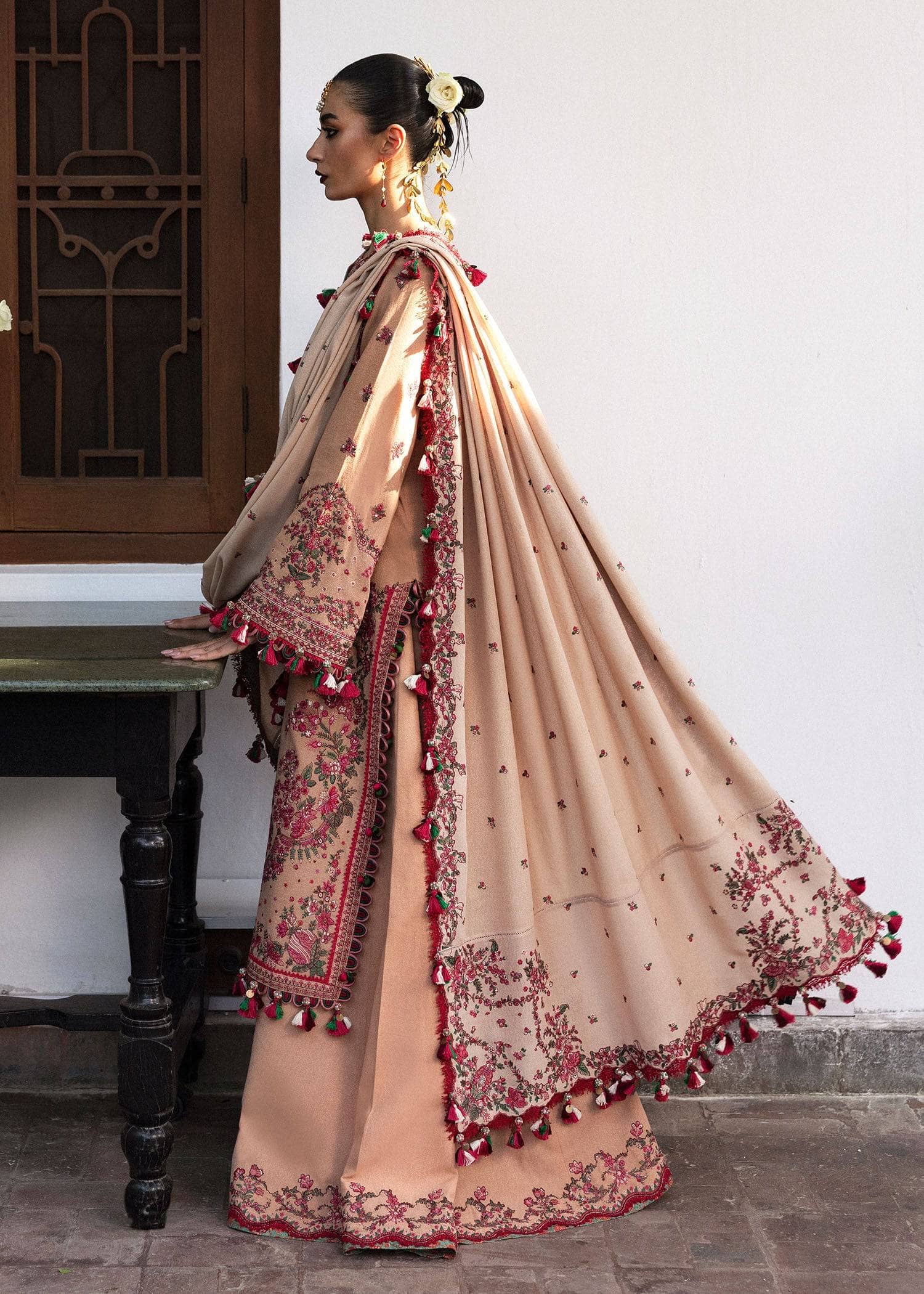img_hussain_rehar_karandi_awwal_boutique
