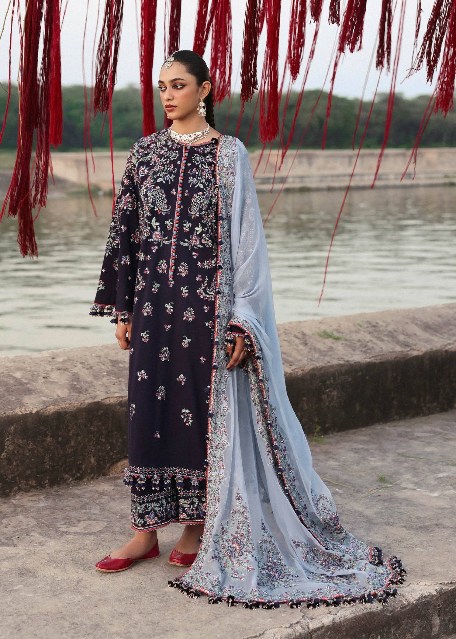 img_hussain_rehar_karandi_awwal_boutique