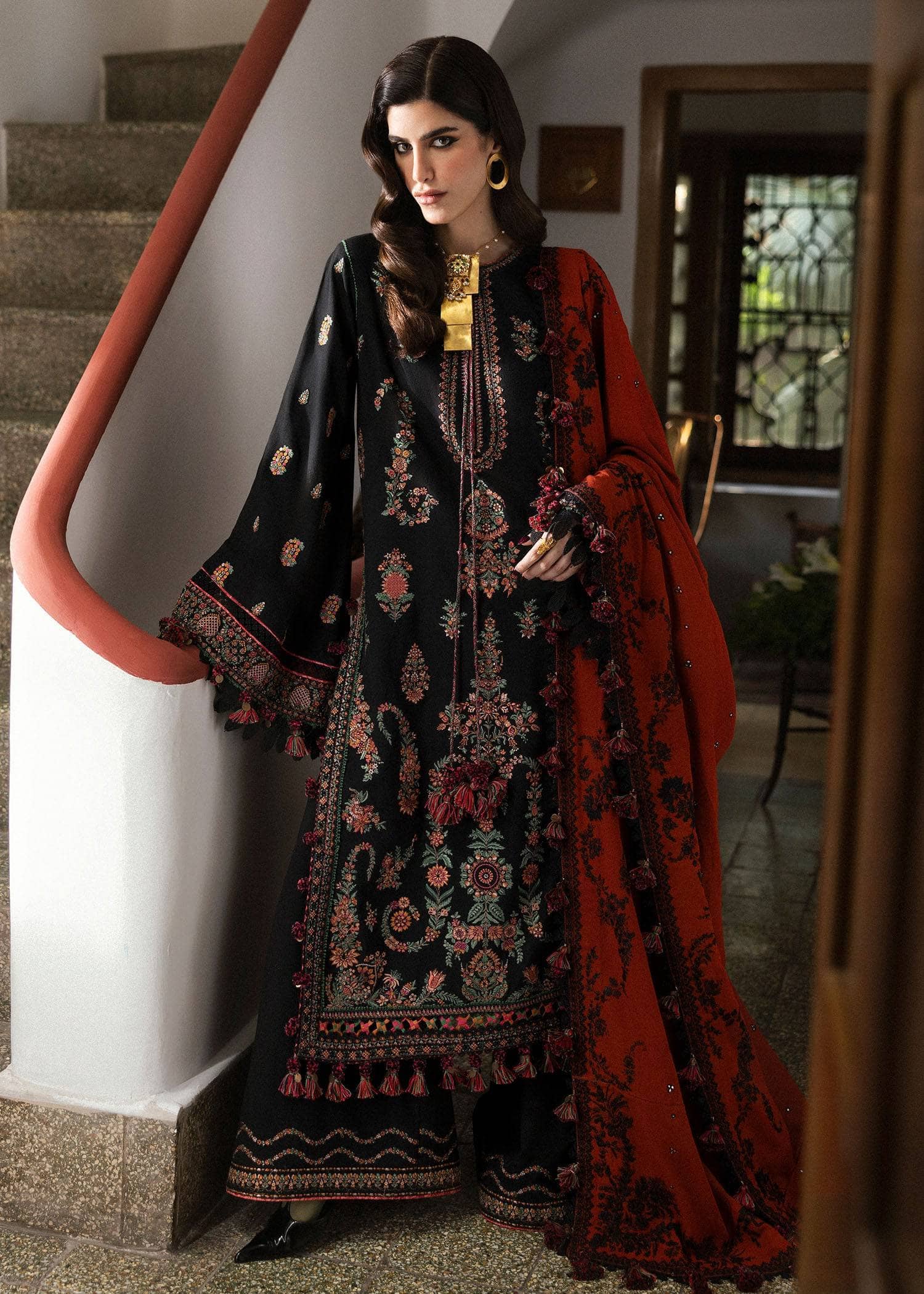 img_hussain_rehar_karandi_awwal_boutique