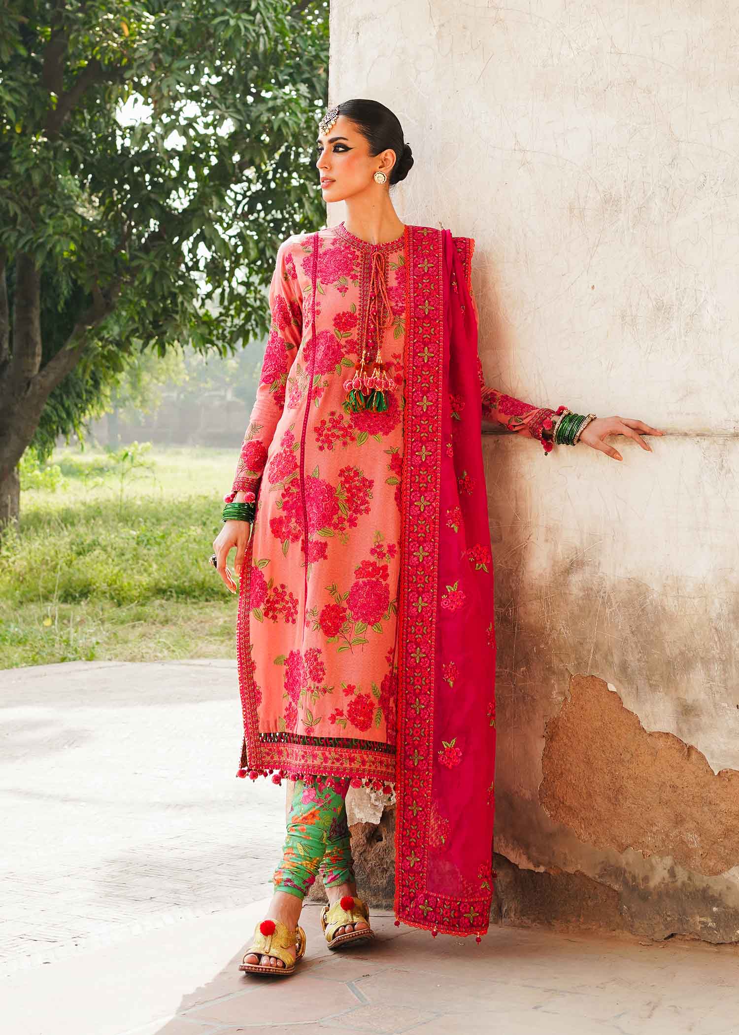 img_hussain_rehar_karandi_awwal_boutique