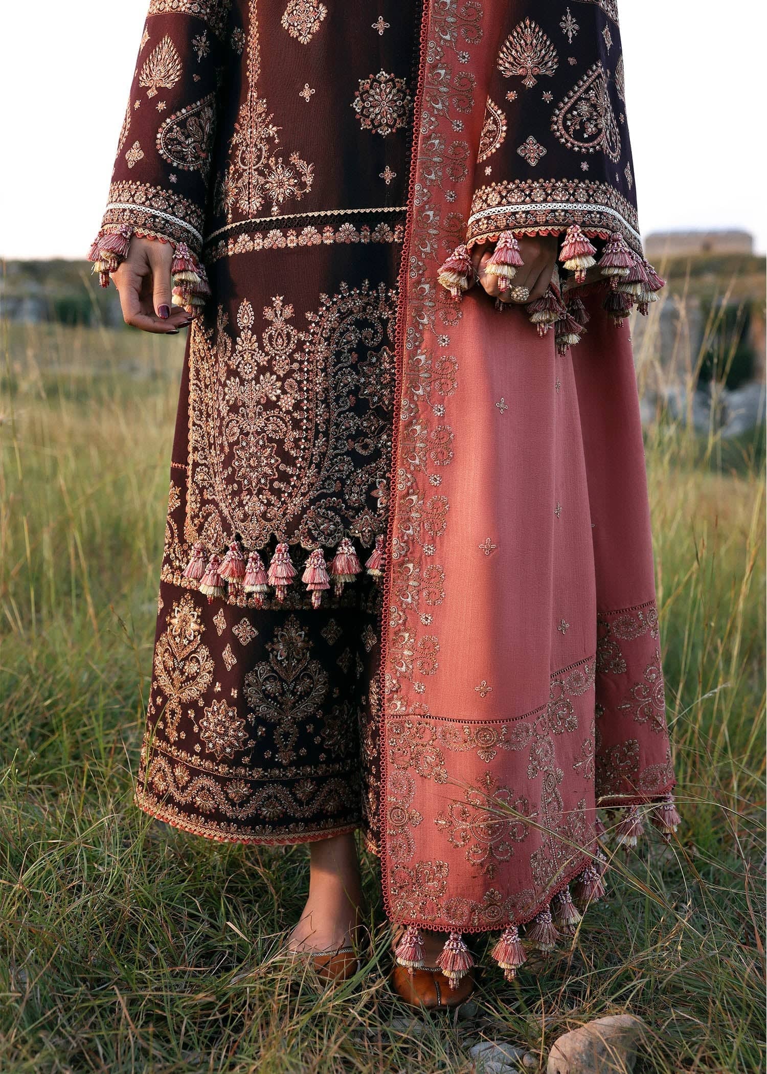 Hussain Rehar Khaddar Winter Pakistani Suits Restocked/Hussain Rehar Khaddar 25/Nazneen