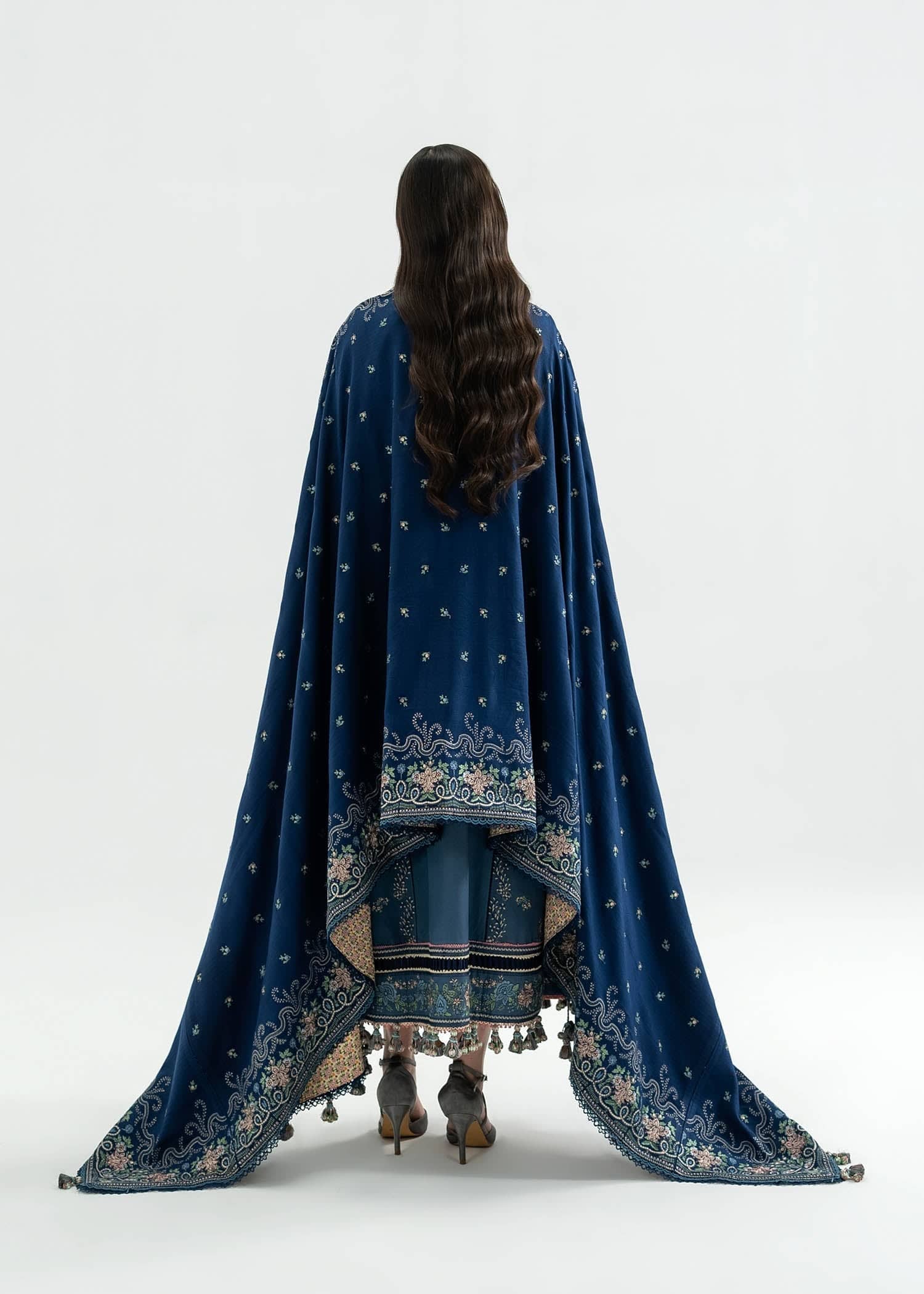 Hussain Rehar Khaddar Winter Pakistani Suits Restocked/Hussain Rehar Khaddar 25/Saya