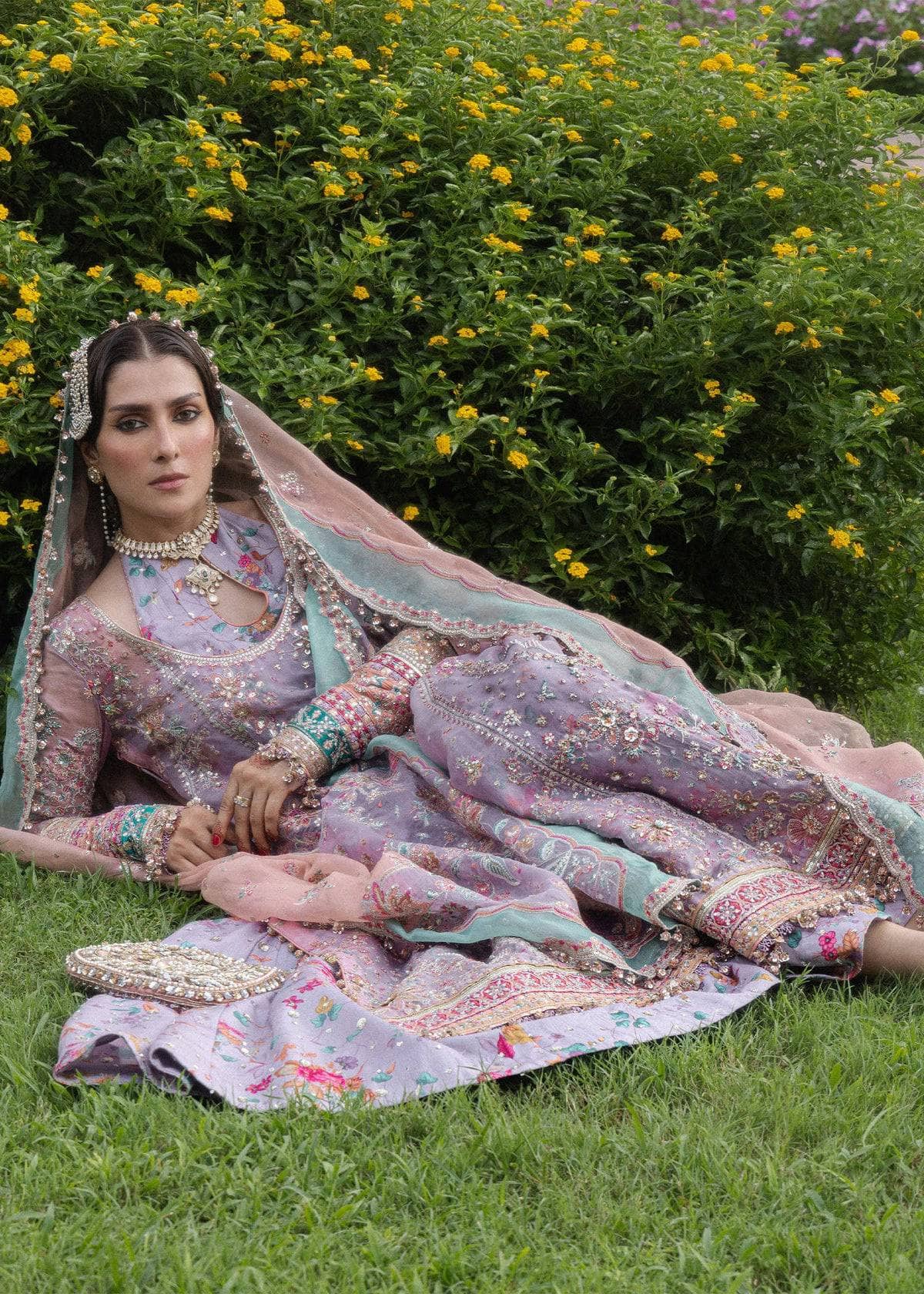 img_hussian_rehar_wedding_doll_house_bridal_awwal_boutique