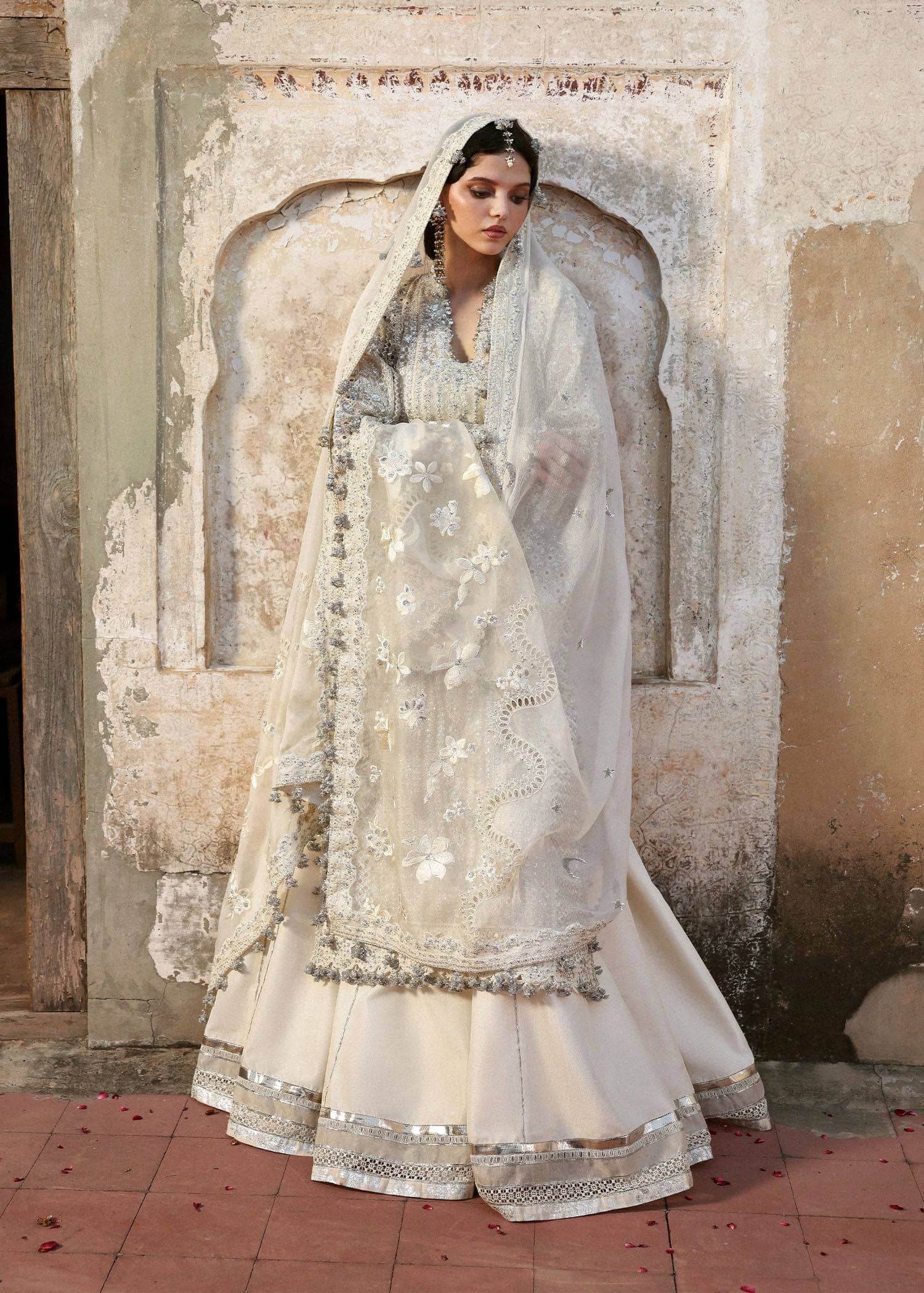 img_hussain_rehar_wedding_massarat_wedding_awwal_boutique