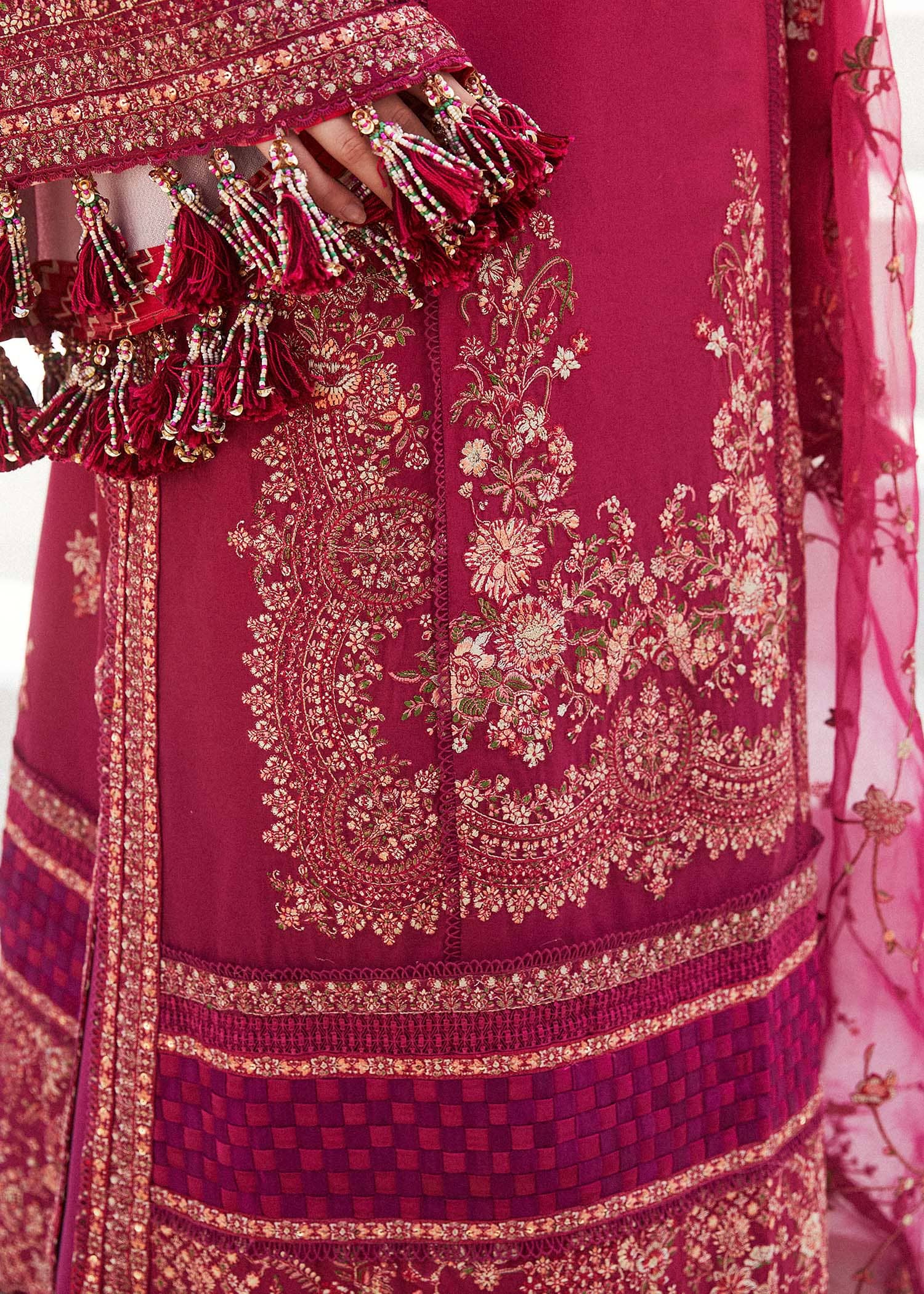 img_hussain_rehar_lawn_24_awwal_boutique