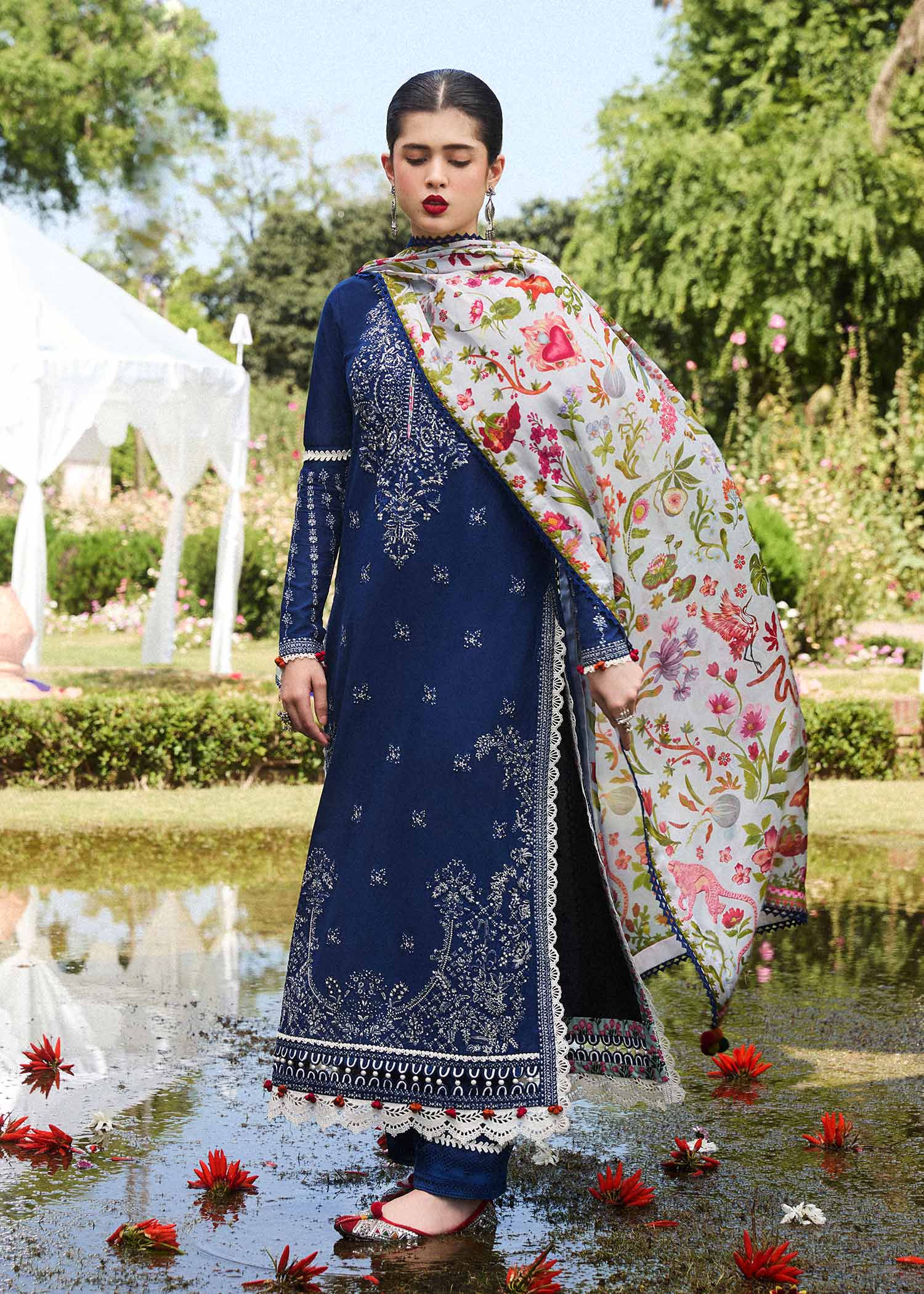 img_hussain_rehar_lawn_awwal_boutique