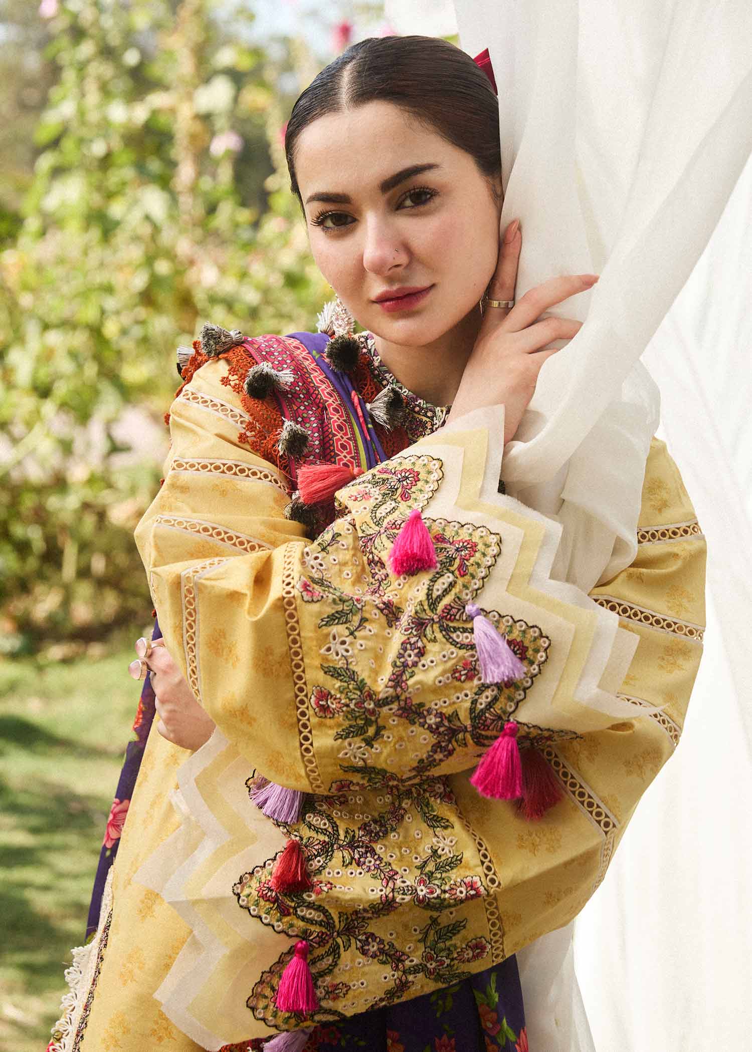 img_hussain_rehar_lawn_awwal_boutique