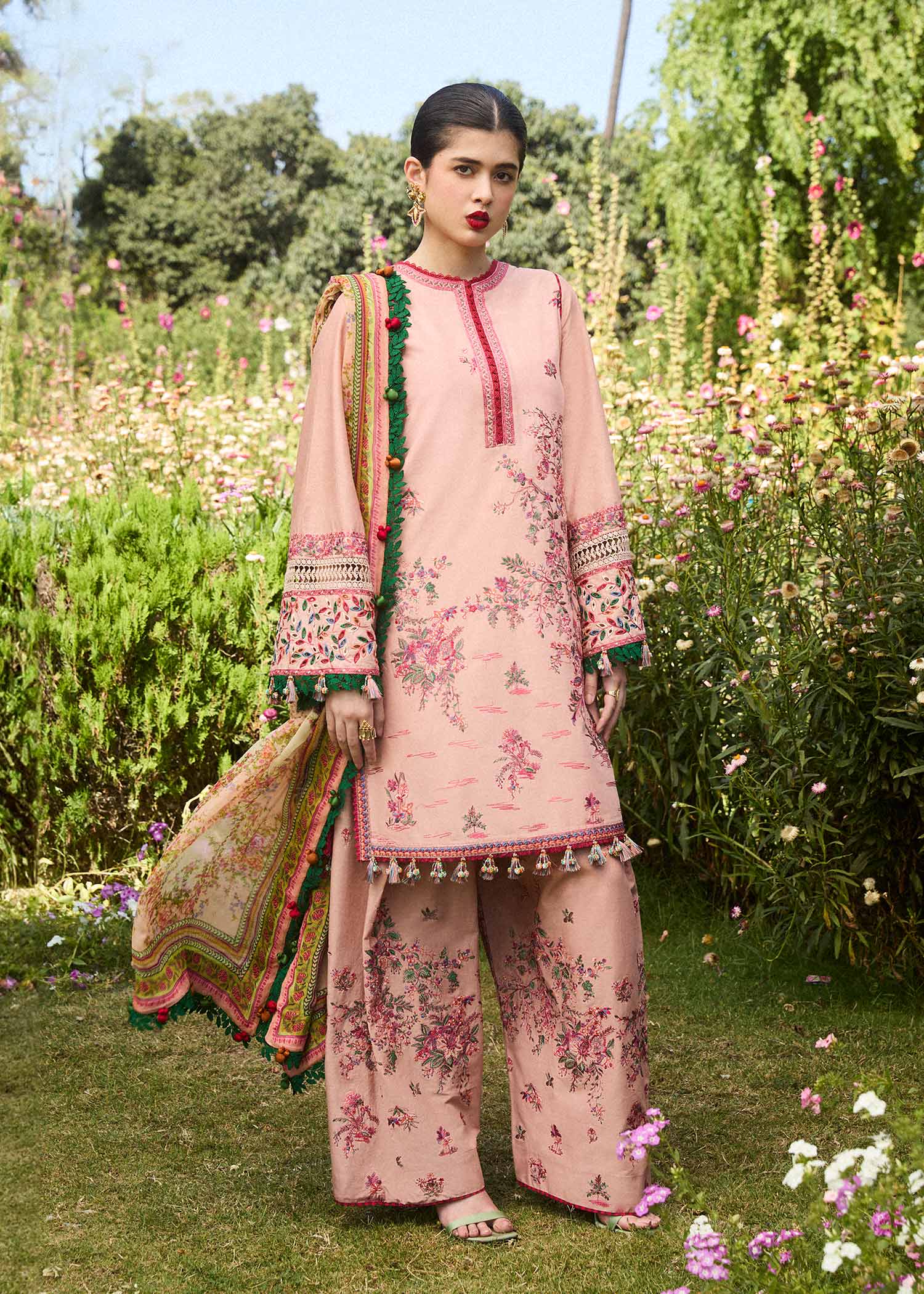 img_hussain_rehar_lawn_awwal_boutique
