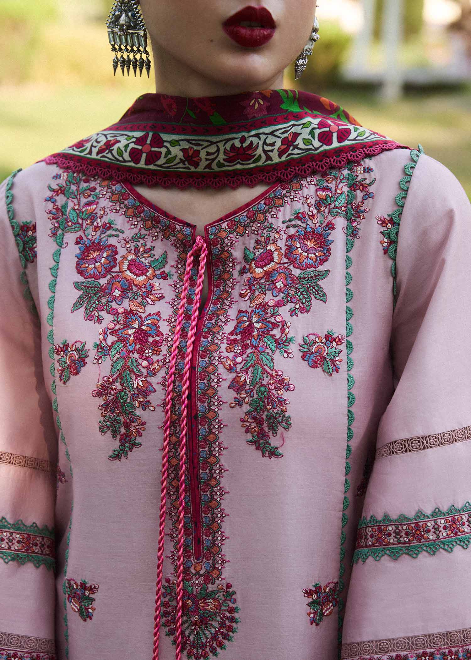 img_hussain_rehar_lawn_awwal_boutique