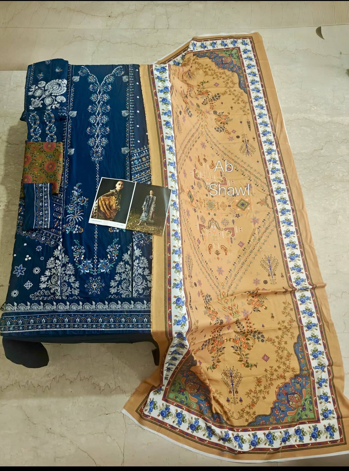 img_hussain_rehar_winter_awwal_boutique