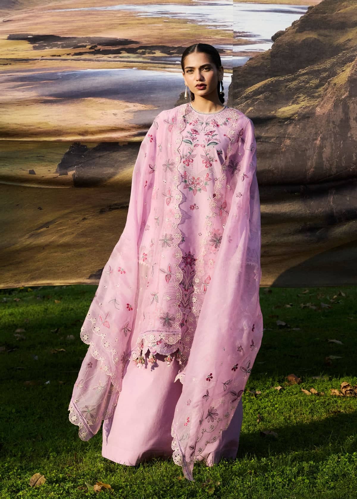 img_hussain_rehar_zan_awwal_boutique