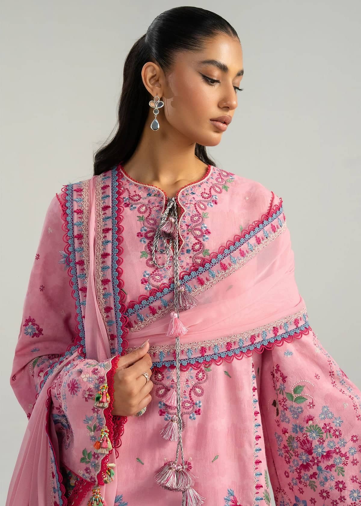 img_hussain_rehar_zan_awwal_boutique