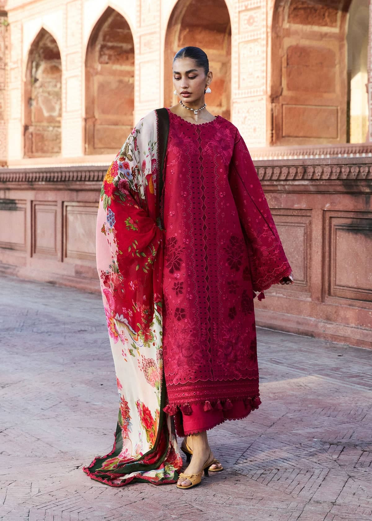 img_hussain_rehar_zan_awwal_boutique