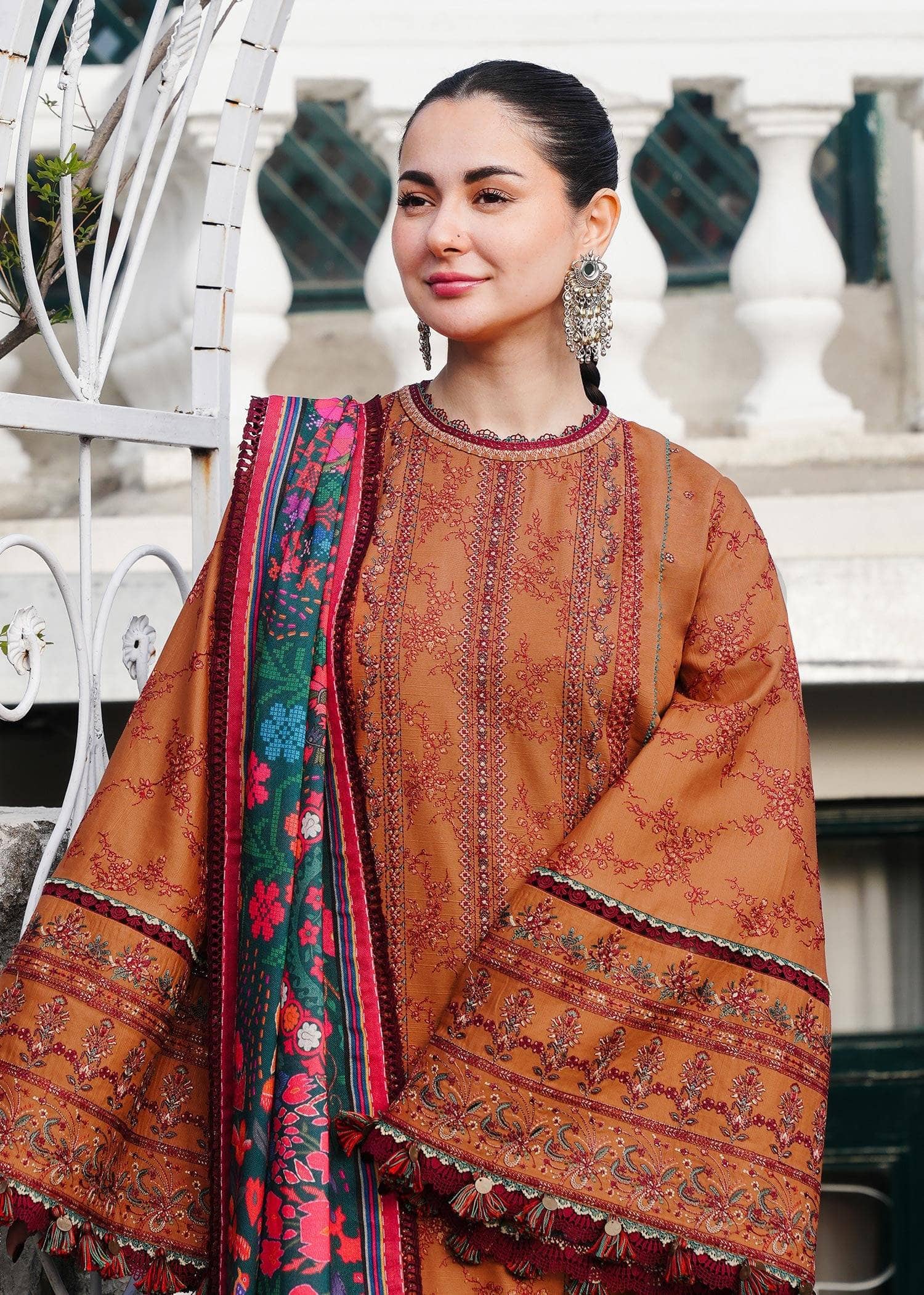 img_hussain_rehar_winter_shawls_awwal_boutique