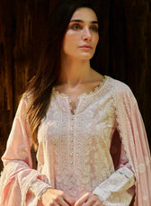 img_image_lawnkari_awwal_boutique