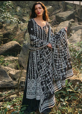 img_image_lawnkari_awwal_boutique