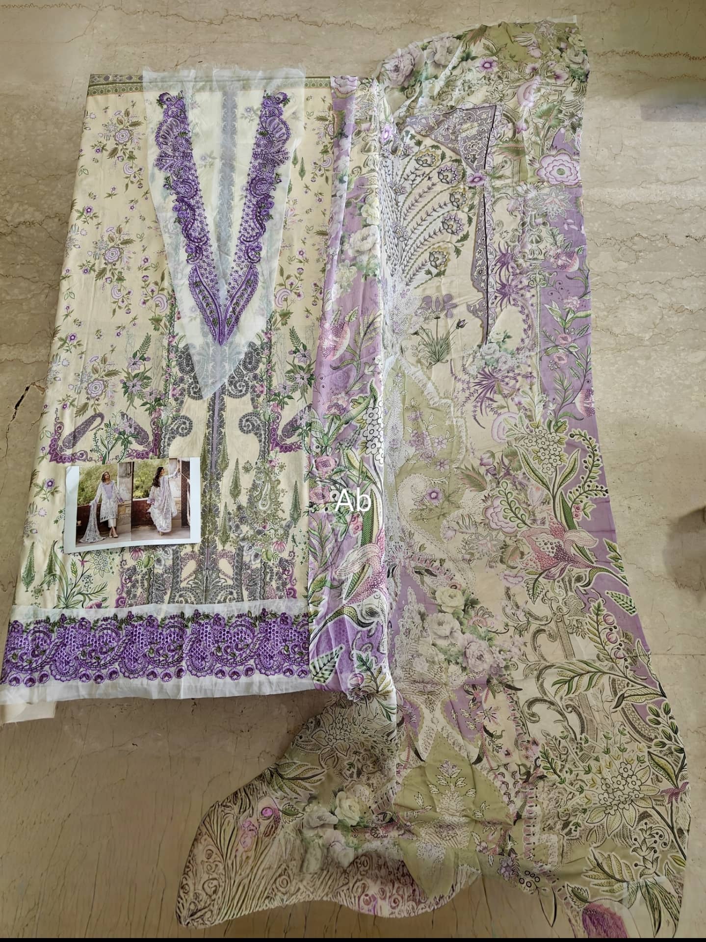 img_jade_lawn_awwal_boutique