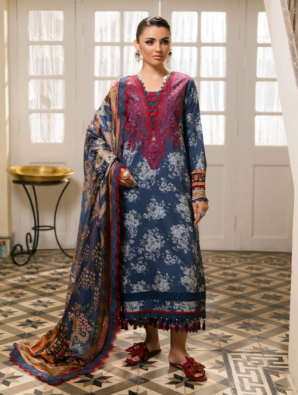 img_jade_florence_lawn_awwal_boutique