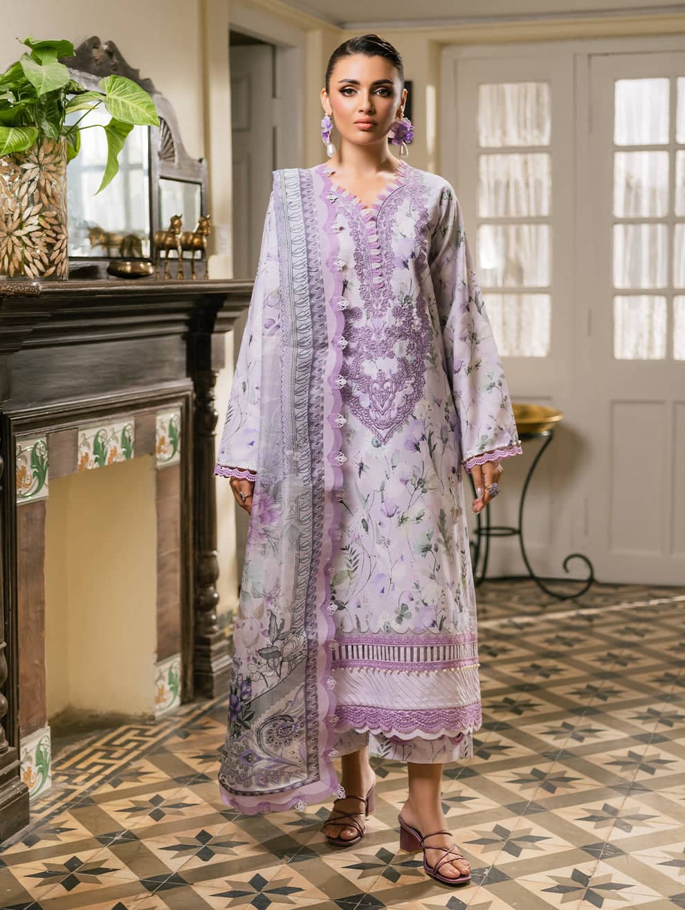 img_jade_florence_lawn_awwal_boutique