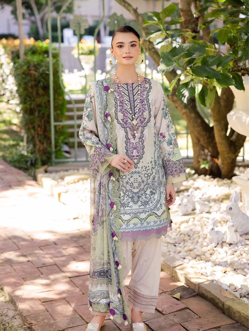 img_jade_bliss_lawn_awwal_boutique