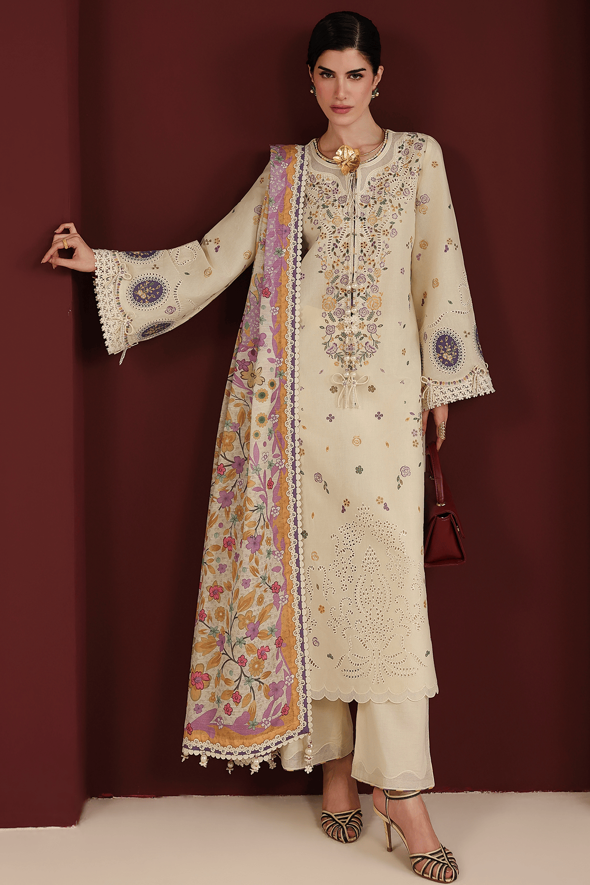 img_iris_jazmin_lawn_awwal_boutique