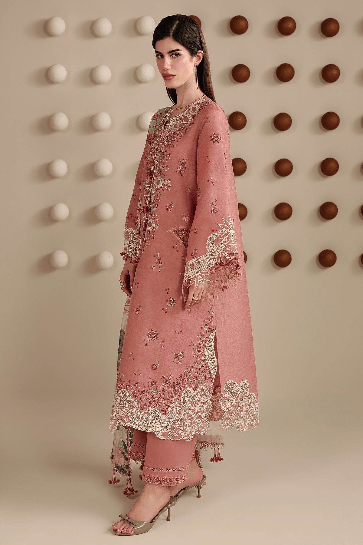 img_iris_jazmin_lawn_awwal_boutique
