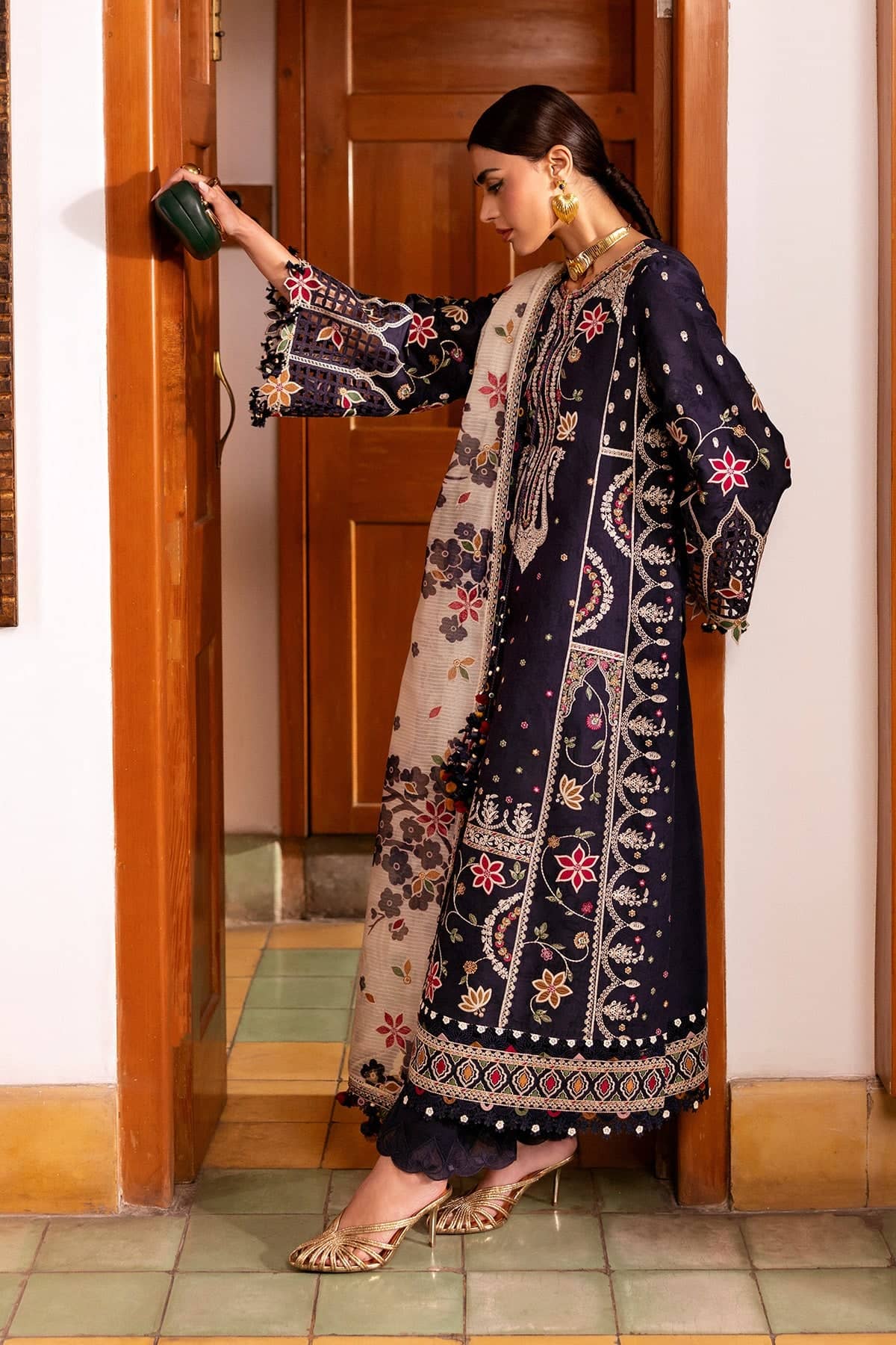 img_jazmin_shahkar_lawn_awwal_boutique