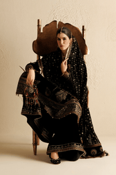 img_jazmin_velvet_awwal_boutique