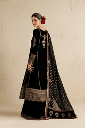 img_jazmin_velvet_awwal_boutique