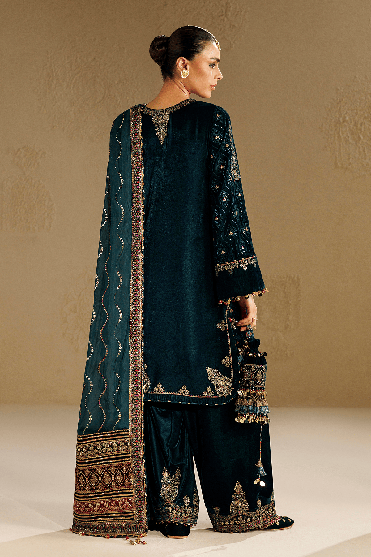 Jazmin Chandni/Royal Pure Velvet Wedding/CVF26-D02