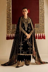 img_jazmin_velvet_awwal_boutique