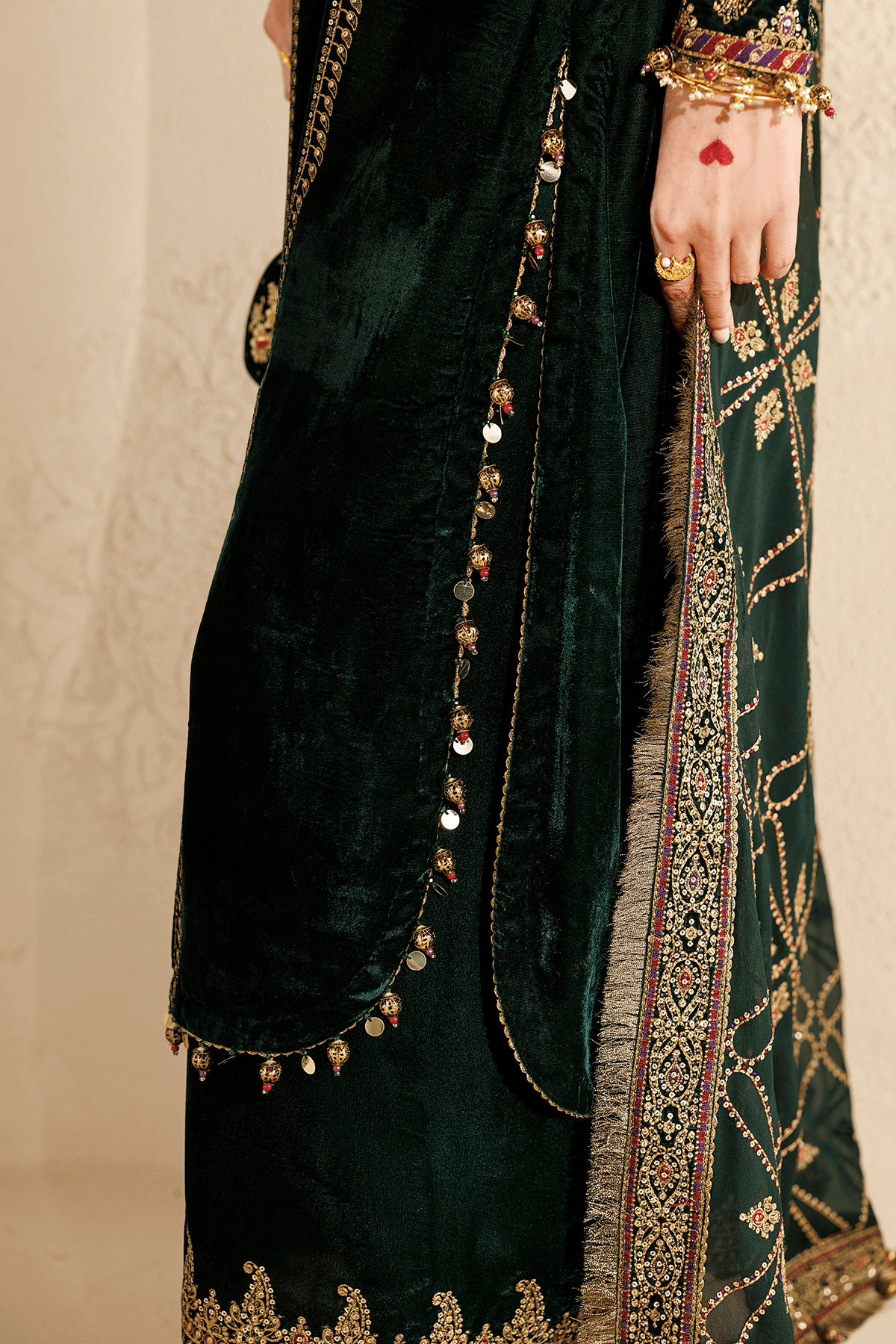 Jazmin Chandni/Royal Pure Velvet Wedding/CVF26-D07
