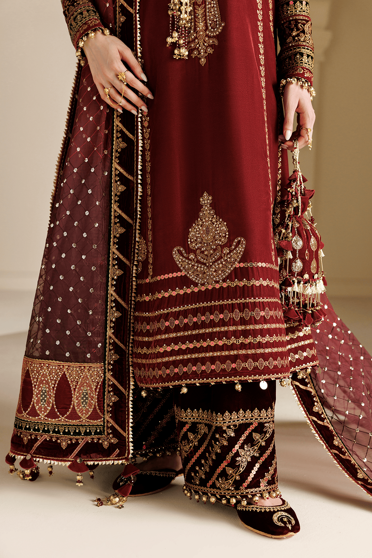 img_jazmin_velvet_awwal_boutique