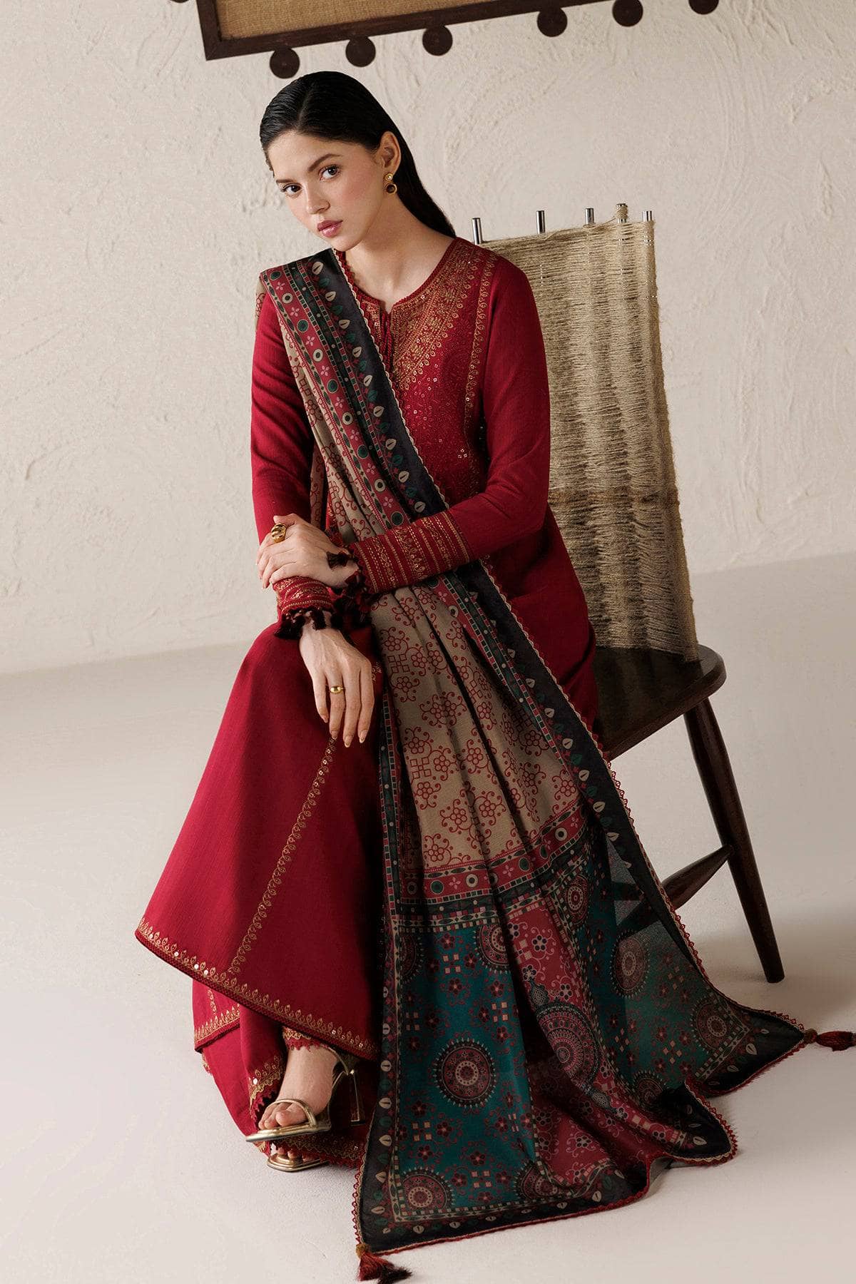 img_jazmin_winter_awwal_boutique