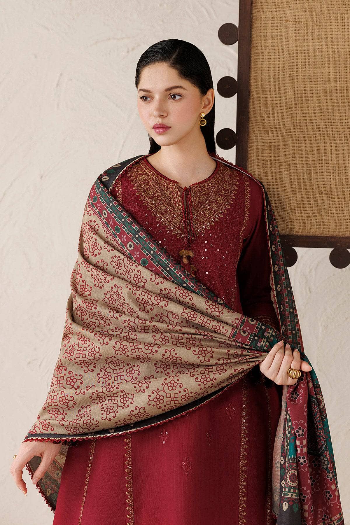 Jazmin Winter Luxury 26/Exclusive/EMBROIDERED PREMIUM KHADDAR UW-0252