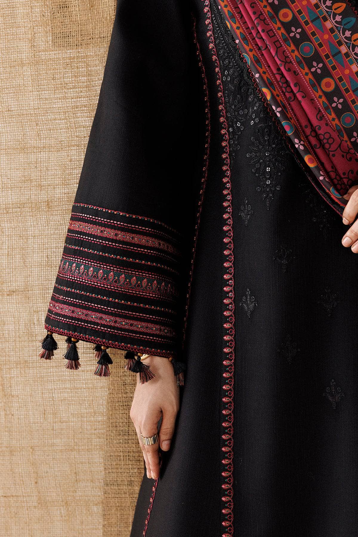 Jazmin Winter Luxury 26/Exclusive/EMBROIDERED PREMIUM KHADDAR UW-0253