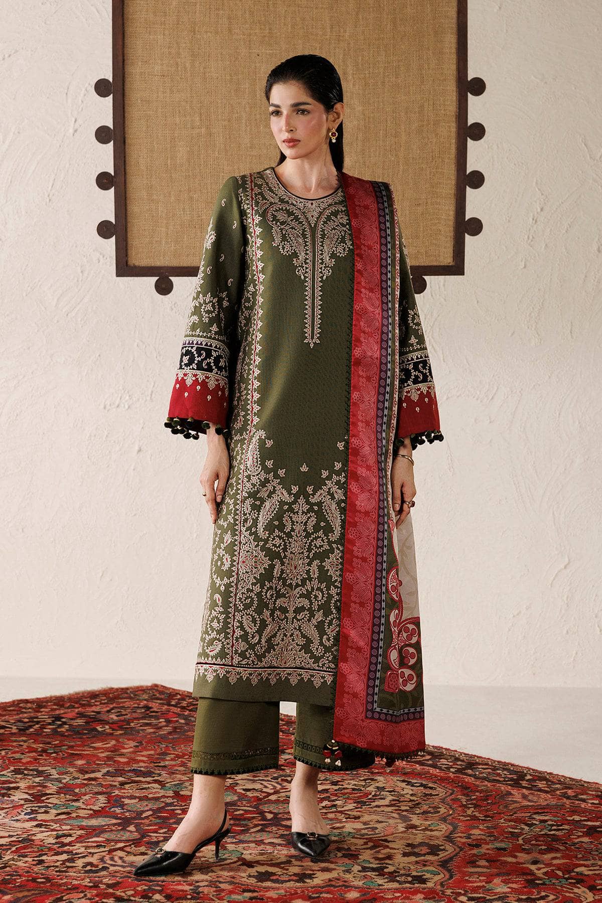 img_jazmin_winter_awwal_boutique