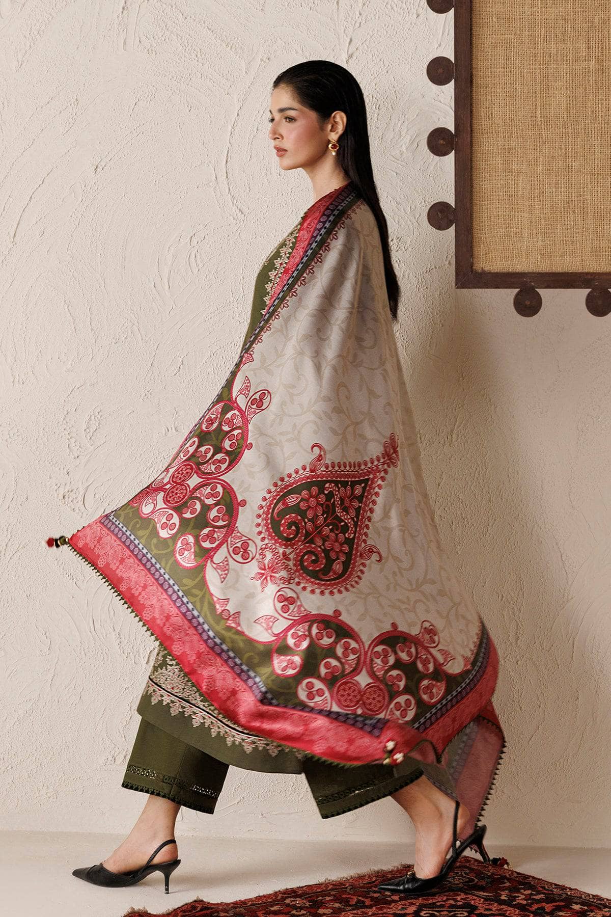 Jazmin Winter Luxury 26/Exclusive/EMBROIDERED PREMIUM KHADDAR UW-0255