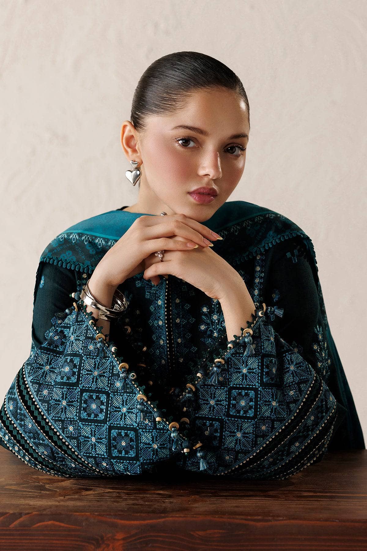 Jazmin Winter Luxury 26/Exclusive/EMBROIDERED PREMIUM KHADDAR UW-0280