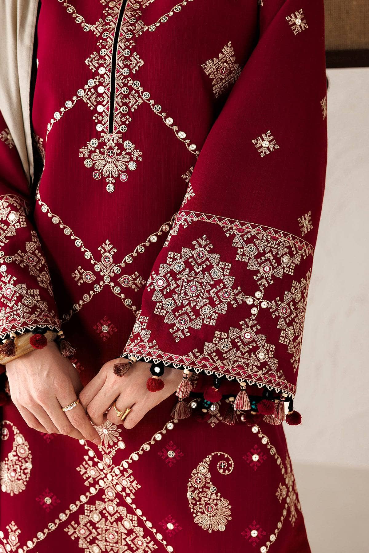 img_jazmin_winter_awwal_boutique