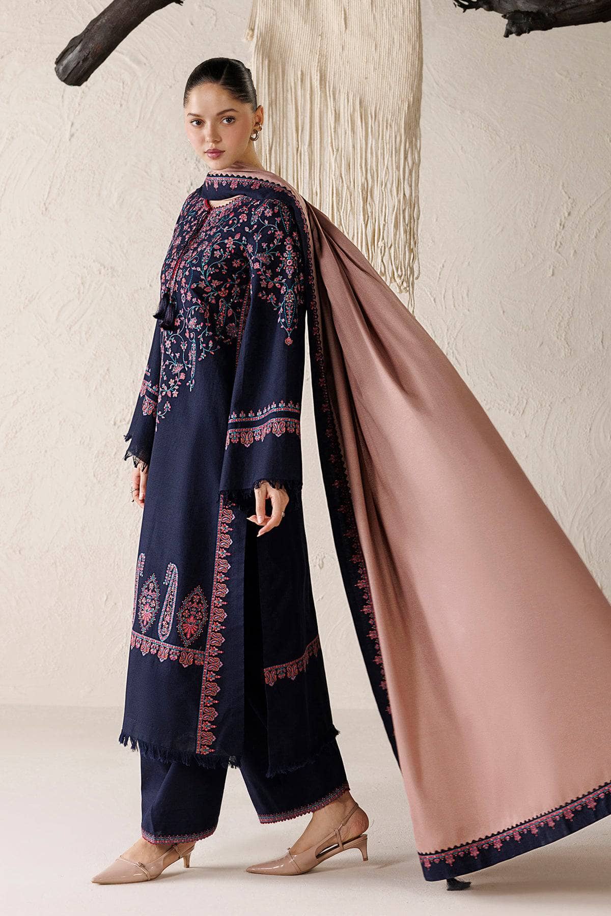 Jazmin Winter Luxury 26/Exclusive/EMBROIDERED PREMIUM KHADDAR UW-0290