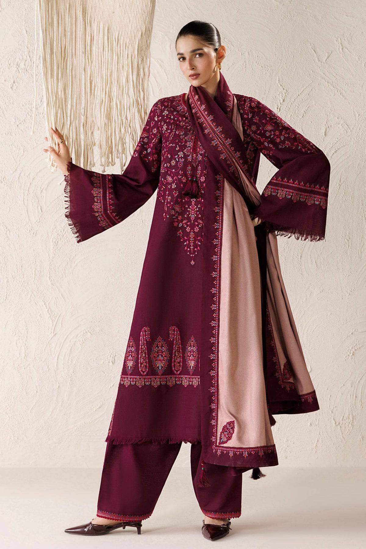 Jazmin Winter Luxury 26/Exclusive/EMBROIDERED PREMIUM KHADDAR UW-0291