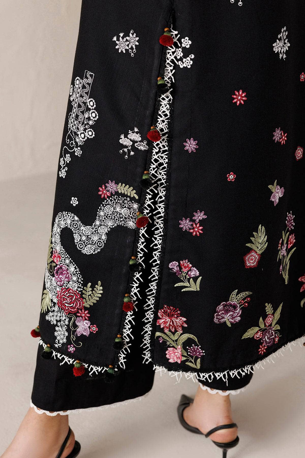 Jazmin Winter Luxury 26/Exclusive/EMBROIDERED PREMIUM KHADDAR UW-0294