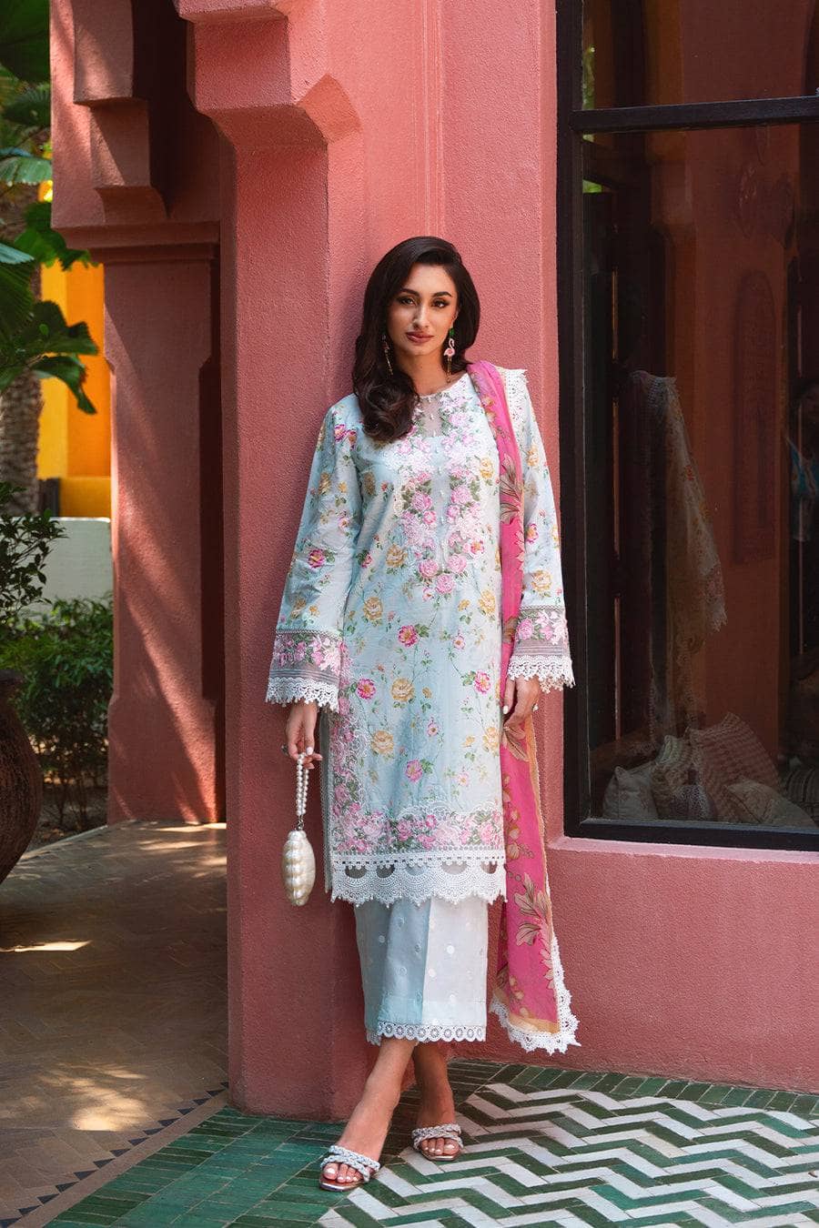 img_saira_rizwan_lawn_awwal_boutique