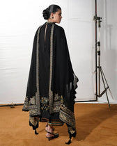 Restocked/Jugnu Lahore Lawn/Rani/Black